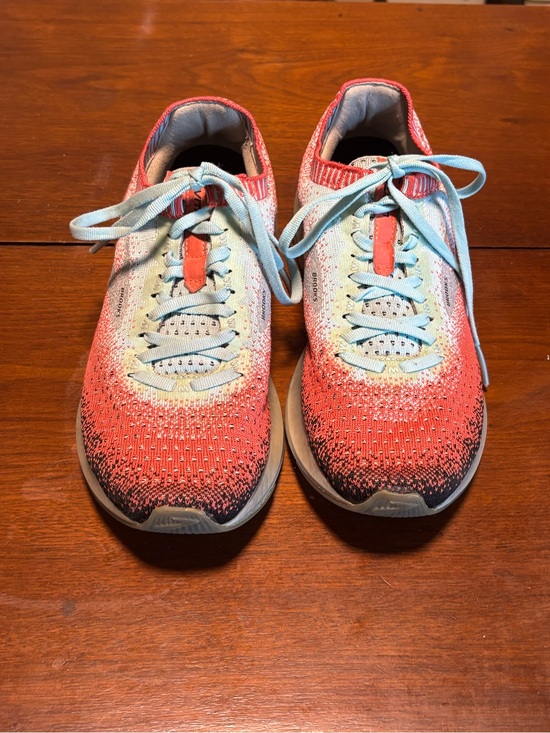 Brooks Shoes - Size 7.5 - Brooks Levitate 2 Black/Blue/Coral